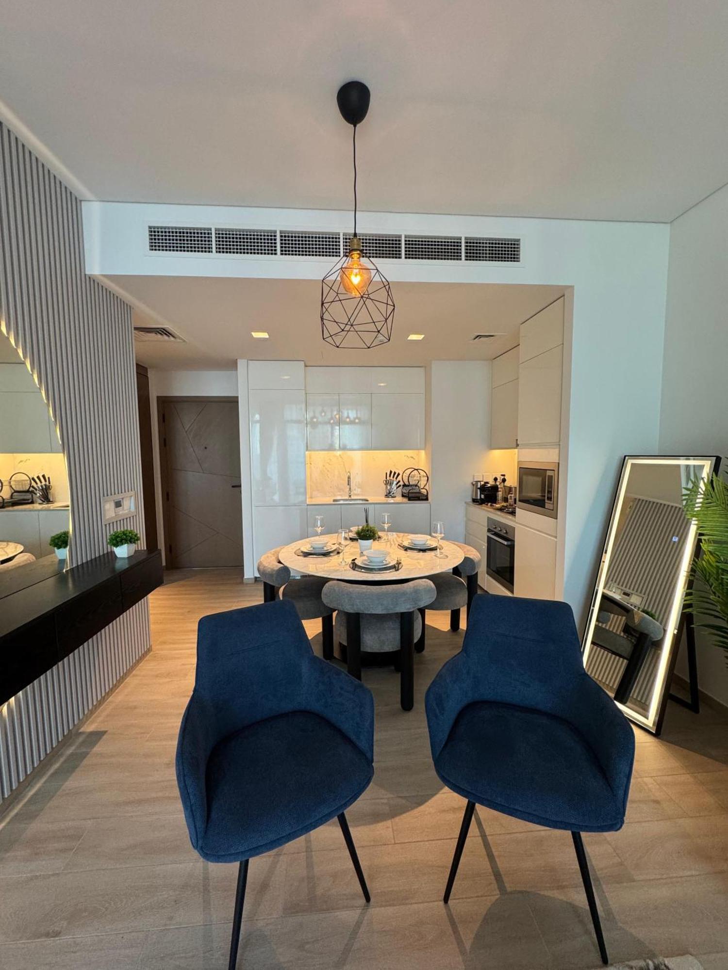 Apartment Palace *